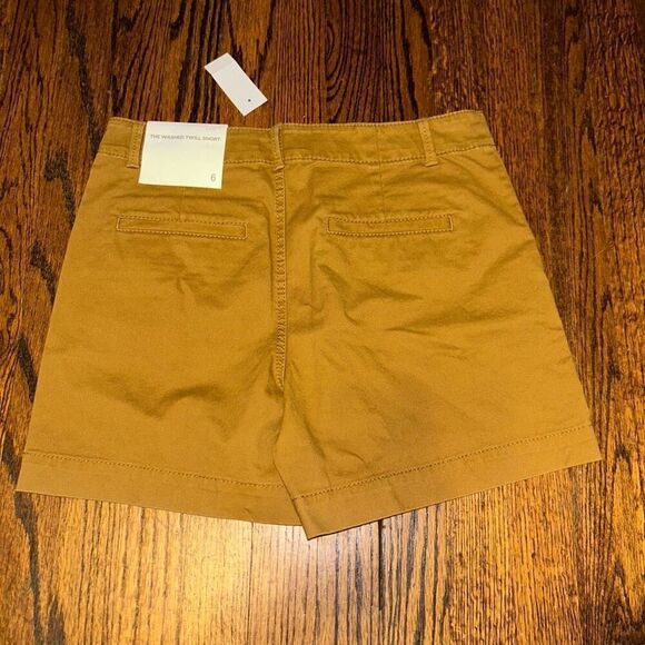 New Loft Shorts - Picture 2 of 5